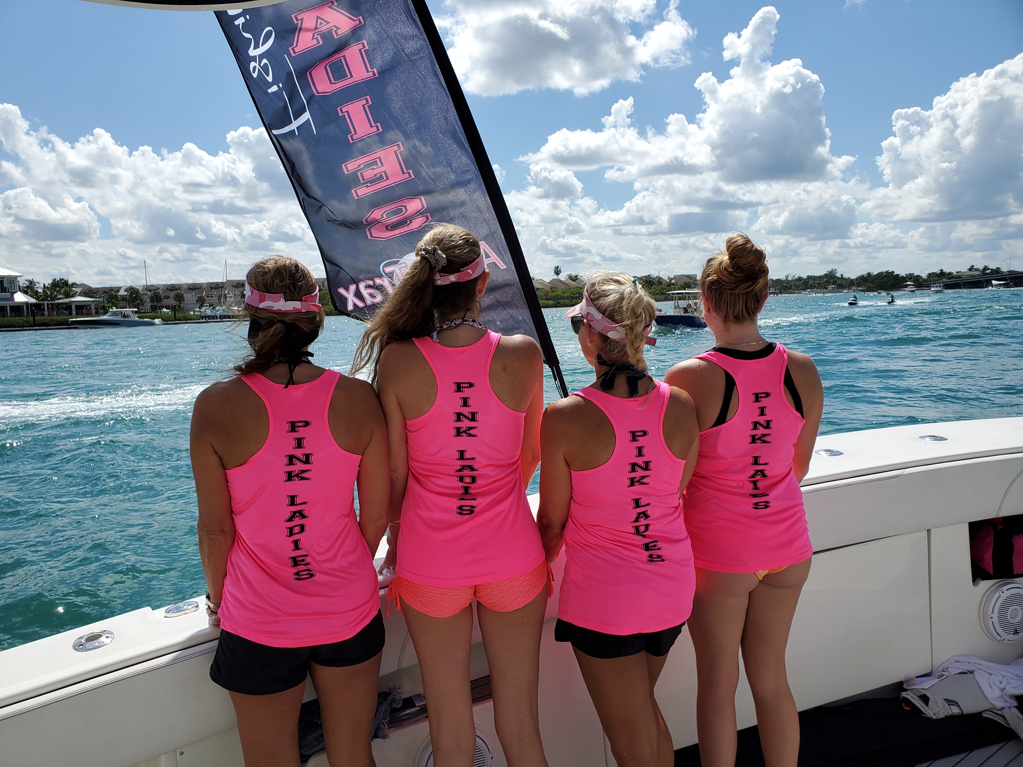 https://rodnreelgirls.com/pink-ladies-fishing-team/
